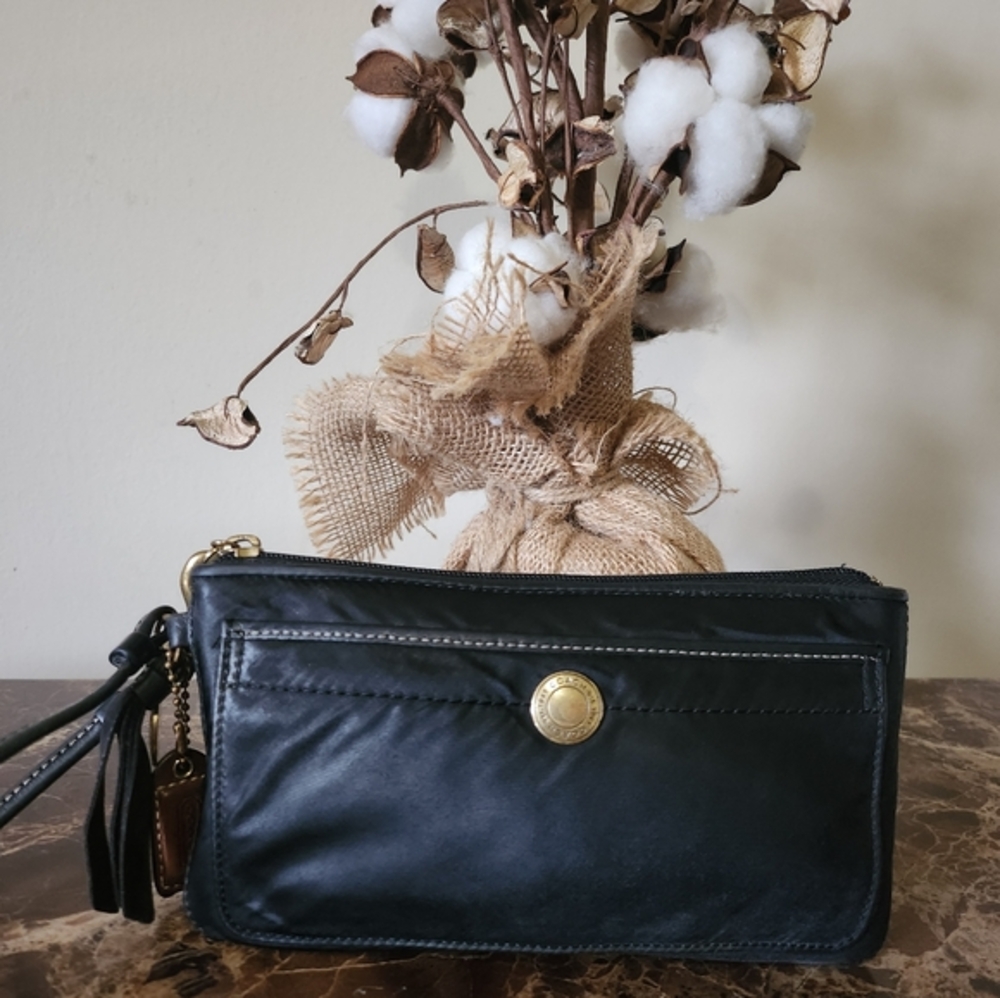 Coach Leather & Nylon Wristlet Black + 3 hang tags - EUC - Picture 1 of 13